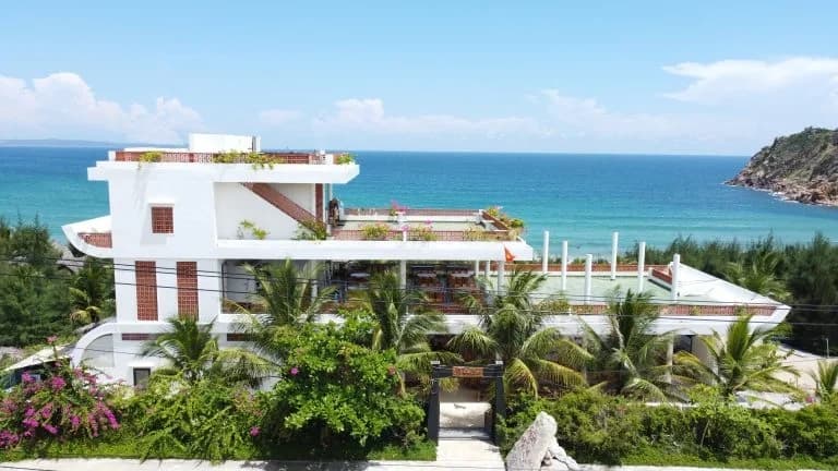 Nhà hàng Hòa Lợi Resort