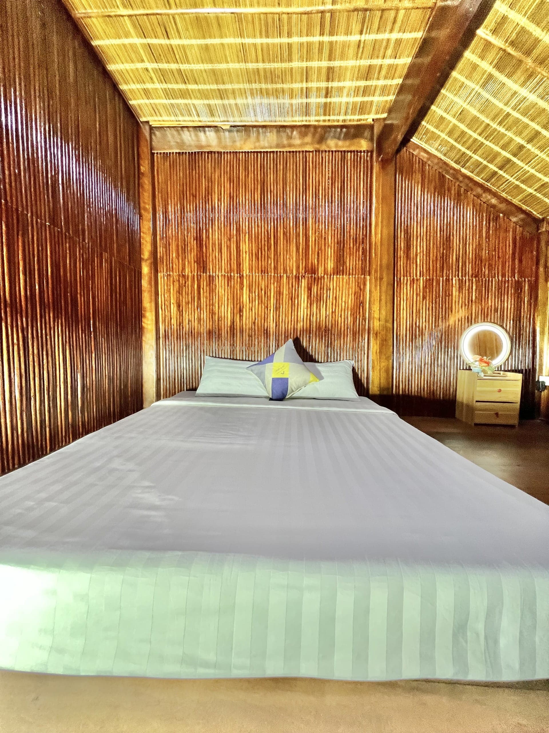 COMBO TRỌN GÓI ĂN & Ở 2 NGÀY 1 ĐÊM VILLA NHÀ GỖ VIEW BIỂN — CẢ CĂN 38NL 14